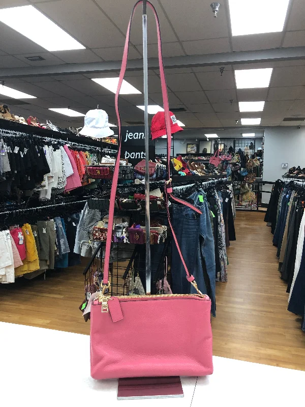 Crossbody Designer By Coach  Size: Medium