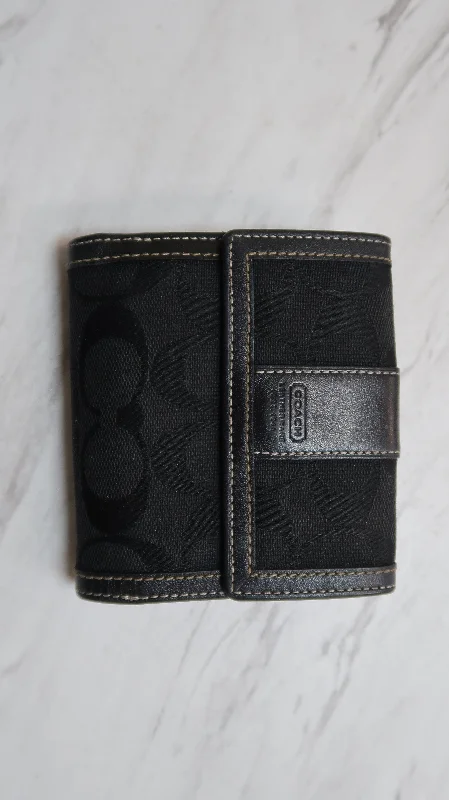 Wallet Designer By Coach  Size: Small