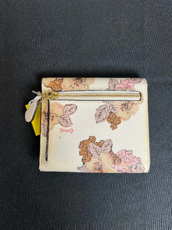 Wallet Designer By Coach  Size: Small