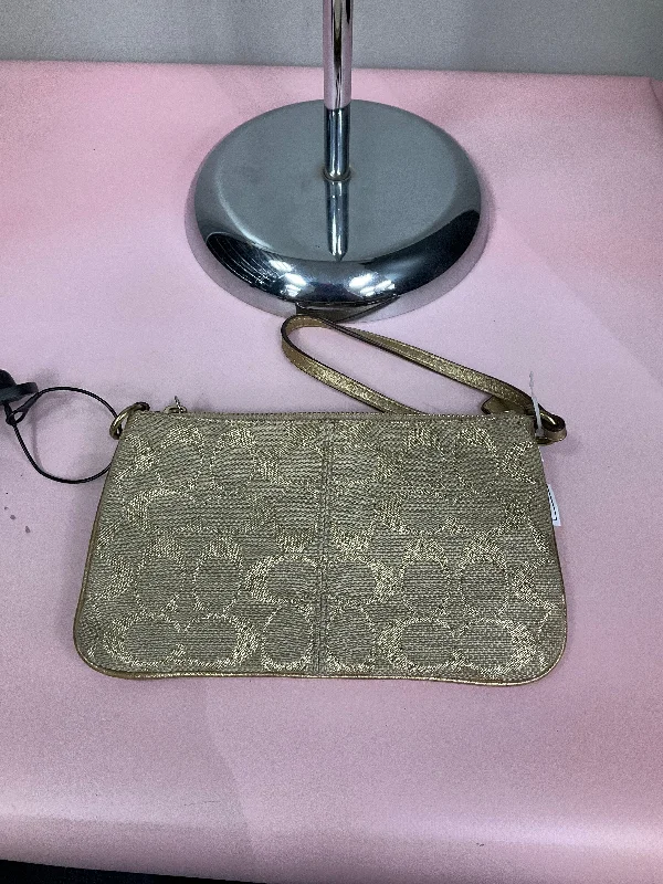 Wristlet Designer By Coach  Size: Medium