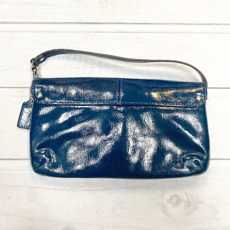 Wristlet Designer By Coach  Size: Medium