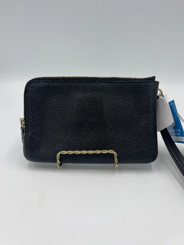 Wristlet Designer By Coach  Size: Medium