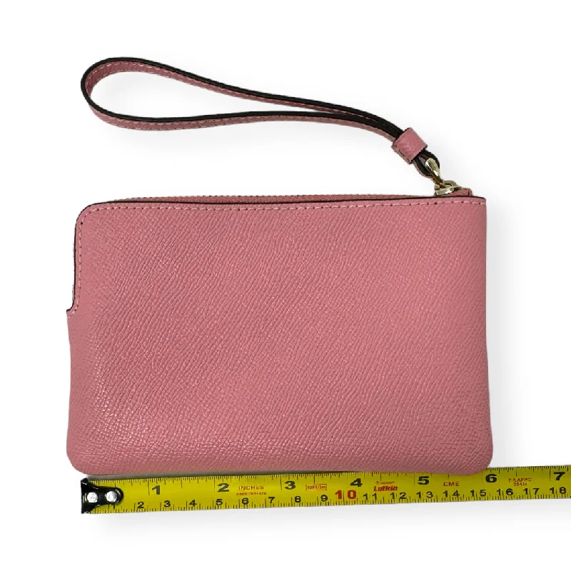 Wristlet Designer By Coach  Size: Medium